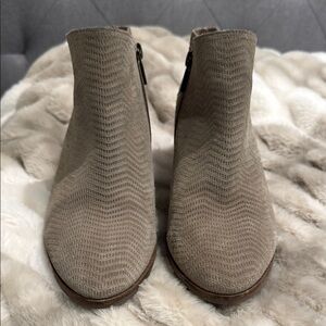 Lucky Brand Tan Ankle Boots